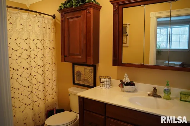 $656,500 | 25065 Rock Springs Hollow Road, Thebes, IL 62990