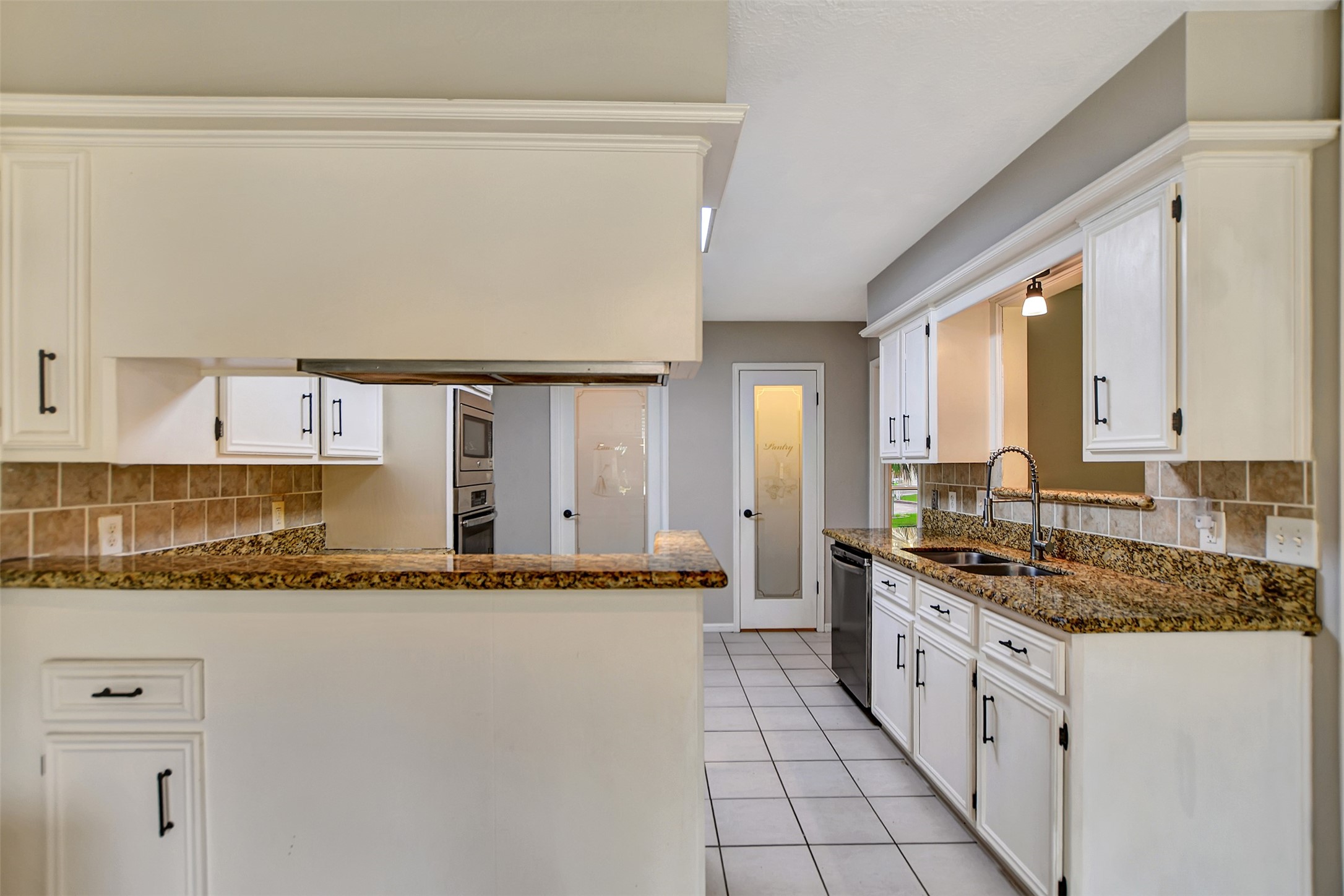 5322 Ashmere Lane Spring, TX 77379 - Photo 14 of 46 Gallery Image 14