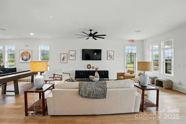 $452,000 | 1453 Ardmore Drive, Catawba, NC 28609