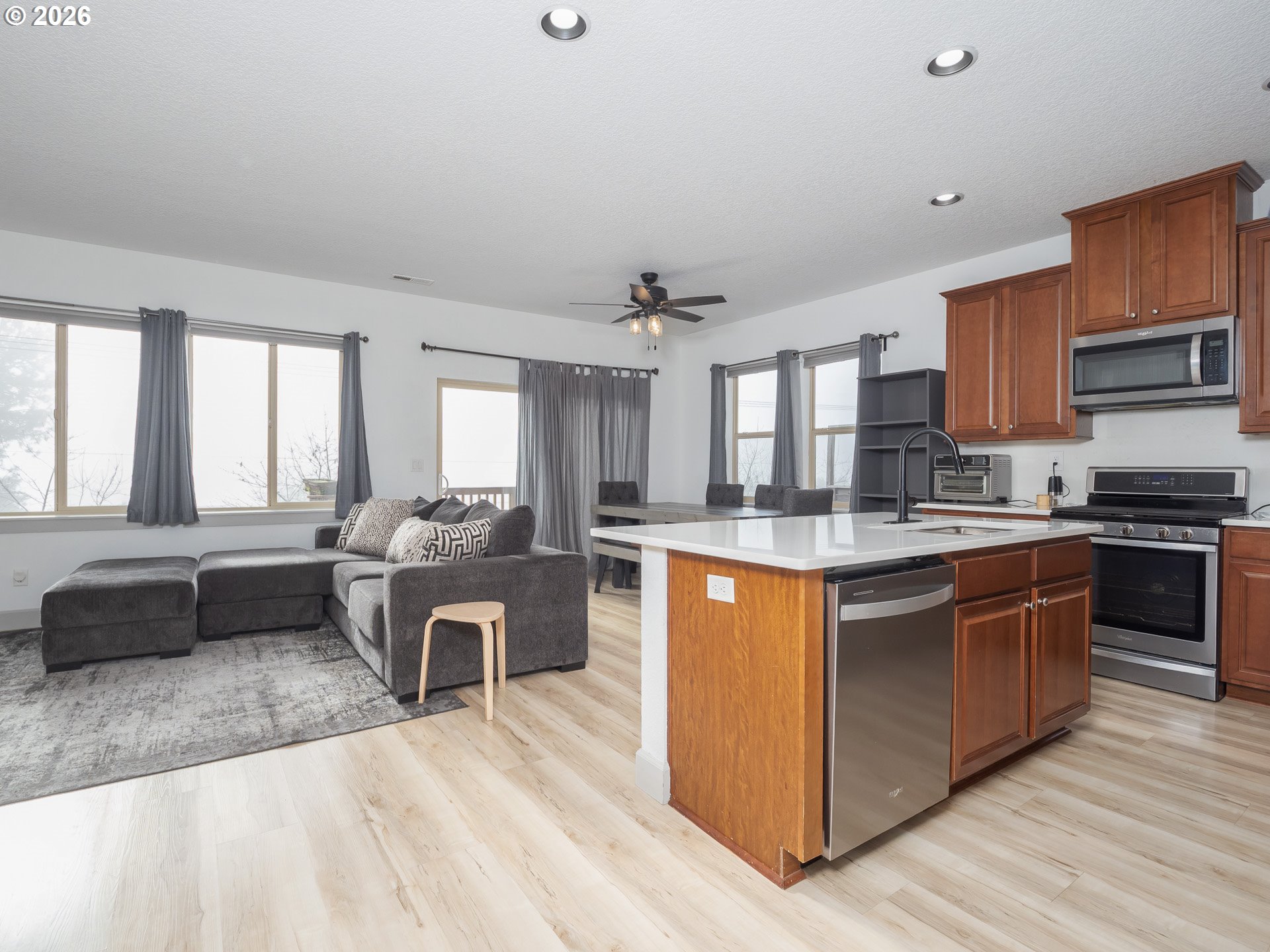 14756 Southwest Mulberry Drive Portland, OR 97224 - Photo 15 of 47