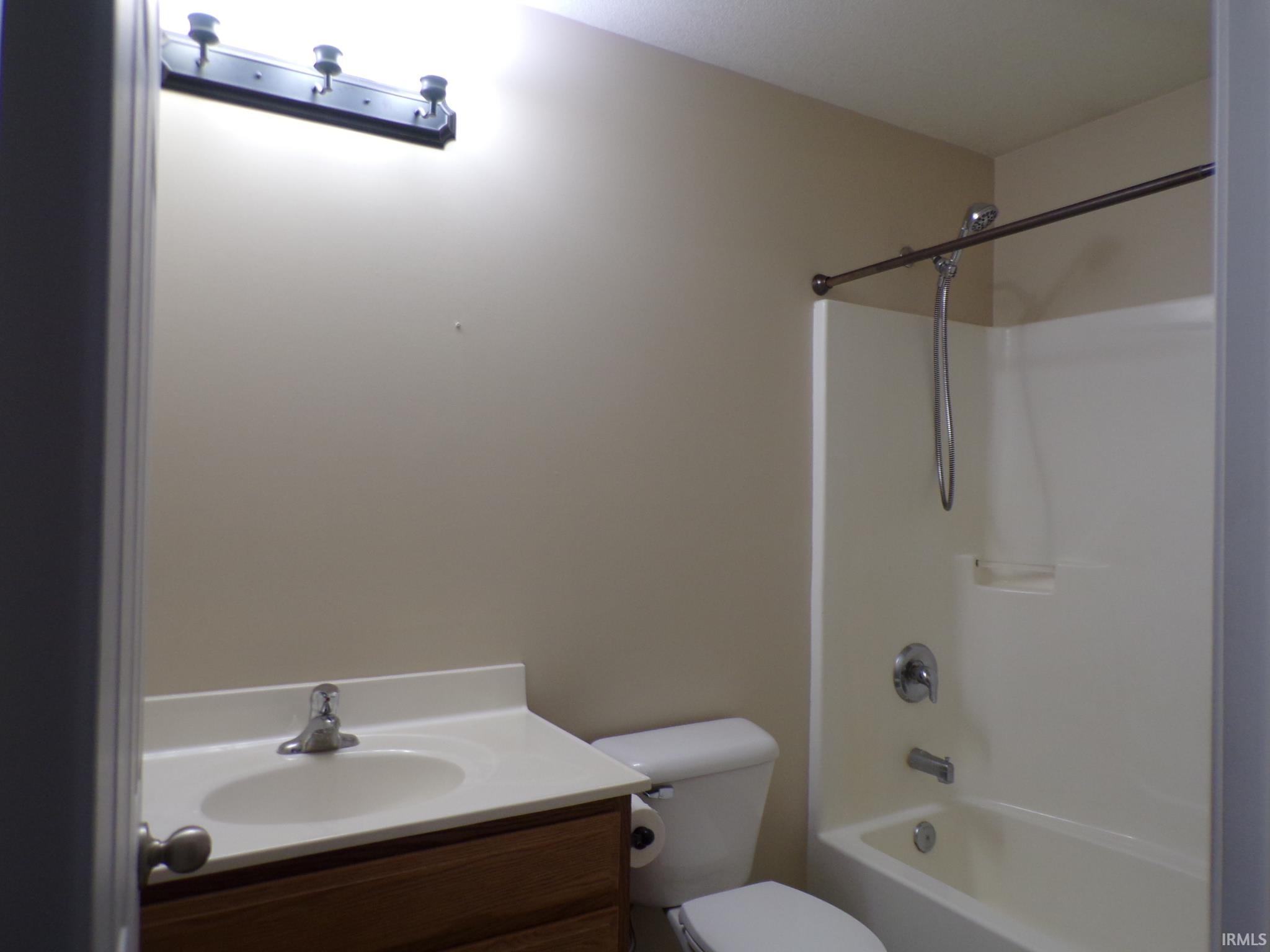 1031 Downridge Drive Decatur, IN 46733 - Photo 20 of 34