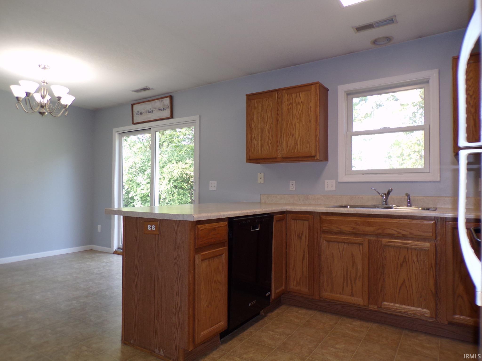 1031 Downridge Drive Decatur, IN 46733 - Photo 3 of 34