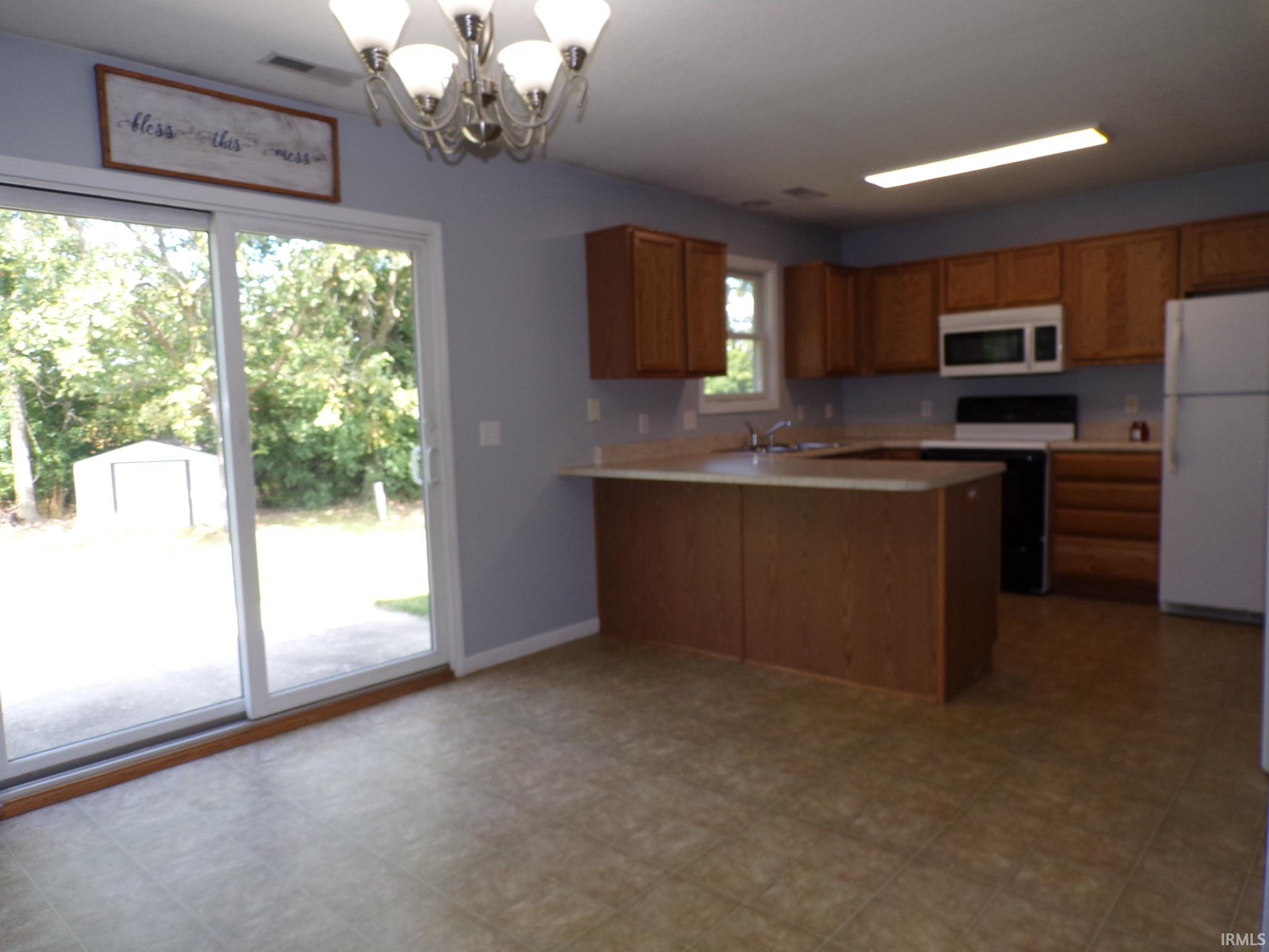 1031 Downridge Drive Decatur, IN 46733 - Photo 6 of 34