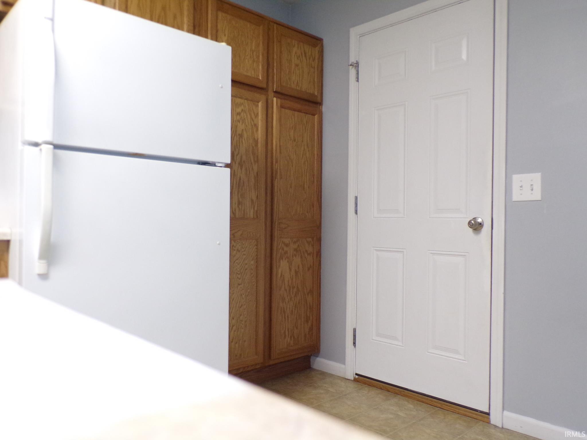 1031 Downridge Drive Decatur, IN 46733 - Photo 7 of 34