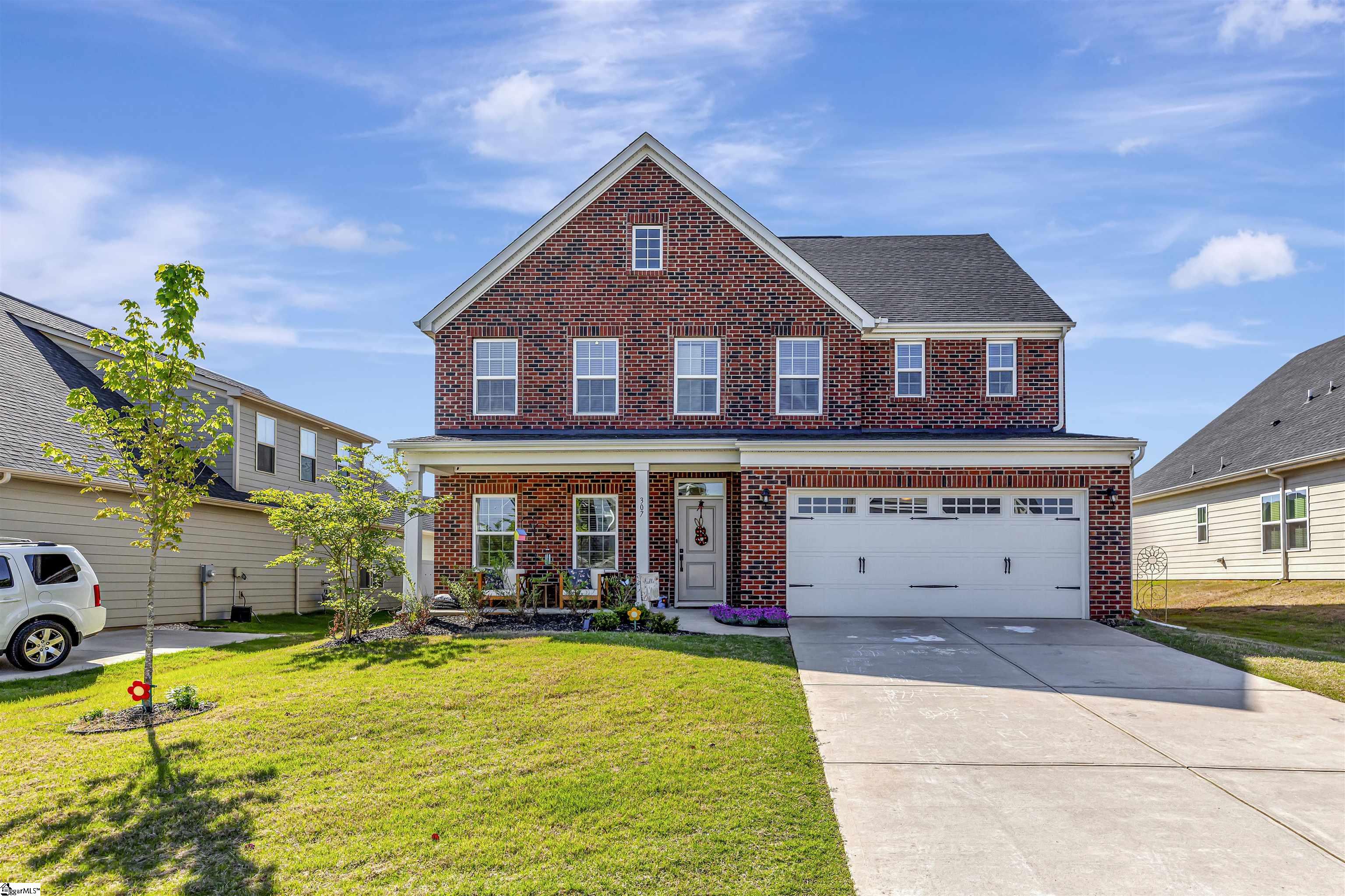 307 Fairfield Street Anderson, SC 29621 - Photo 1 of 36