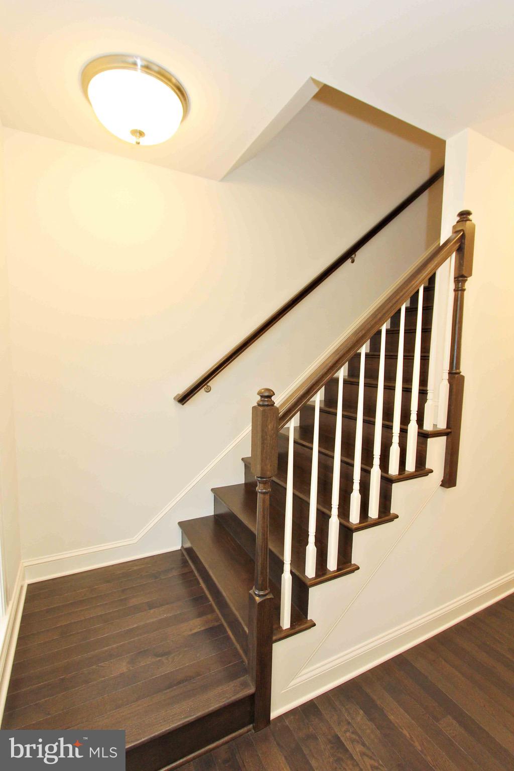 2455 Baker Road York, PA 17408 - Photo 28 of 54 Staircase