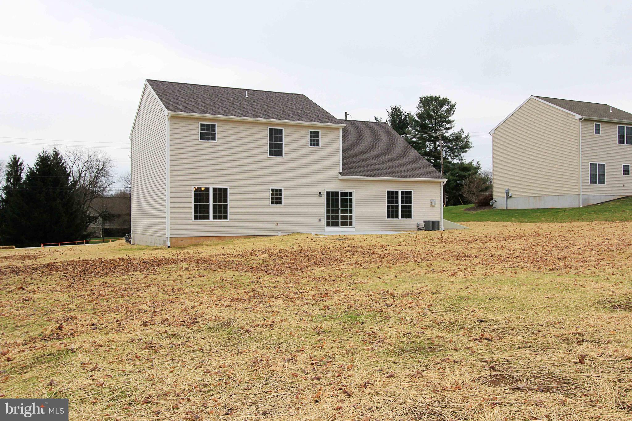 2455 Baker Road York, PA 17408 - Photo 4 of 54 Gallery Image 4