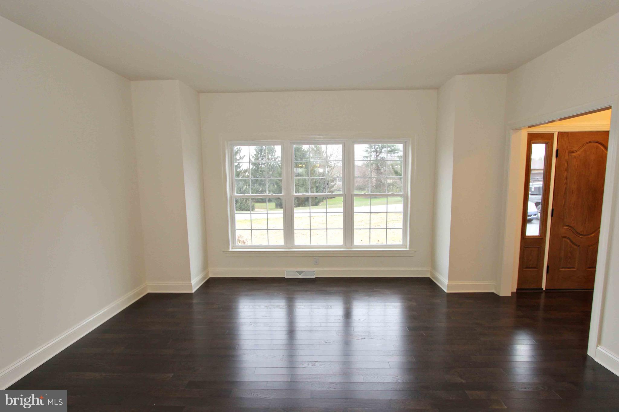 2455 Baker Road York, PA 17408 - Photo 9 of 54 LR