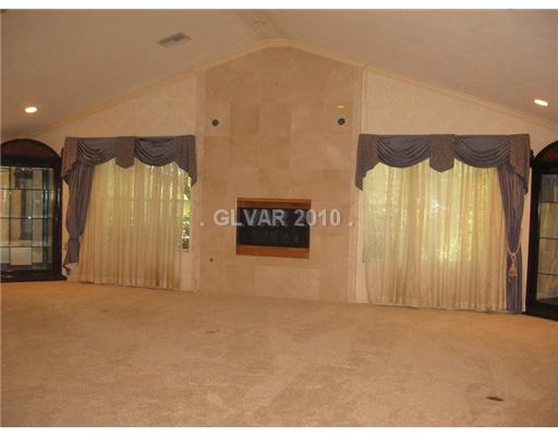 1455 Westwind Road Las Vegas, NV 89146 - Photo 5 of 25 Living Room.