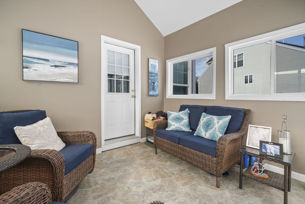 51 Brookview Road, Unit 4 1 Windham, NH 03087 - Photo 17 of 37
