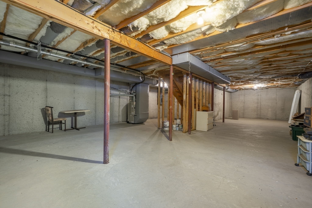 51 Brookview Road, Unit 4 1 Windham, NH 03087 - Photo 33 of 37