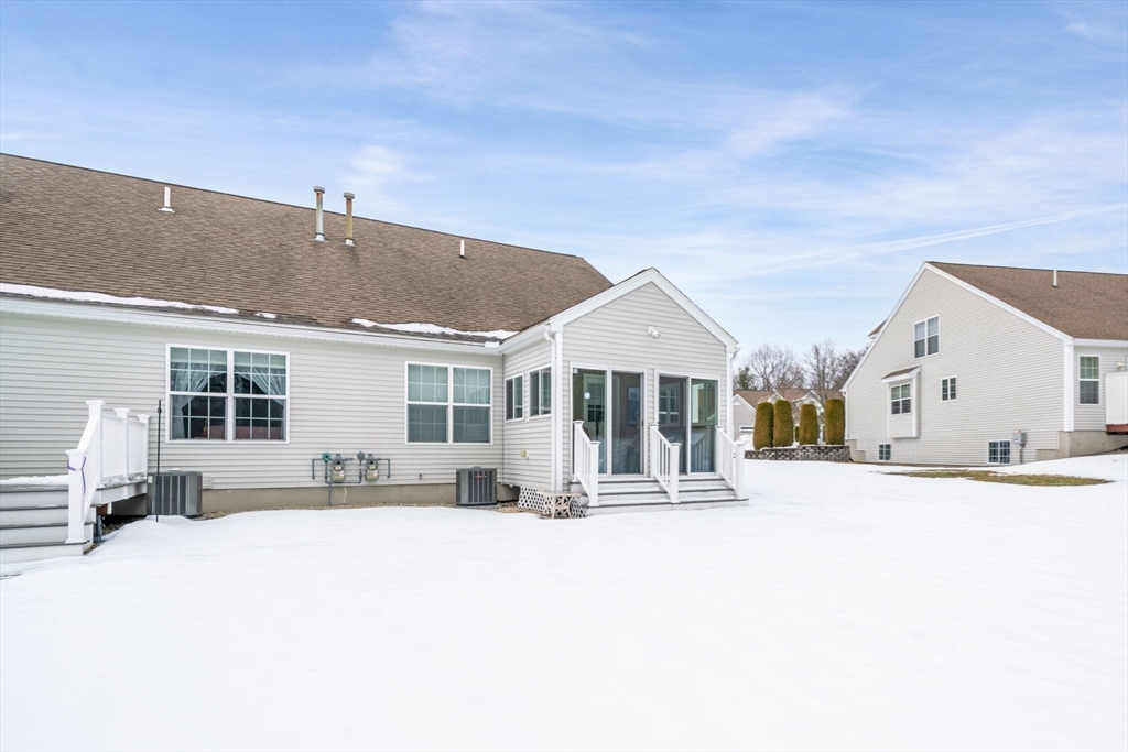 51 Brookview Road, Unit 4 1 Windham, NH 03087 - Photo 36 of 37