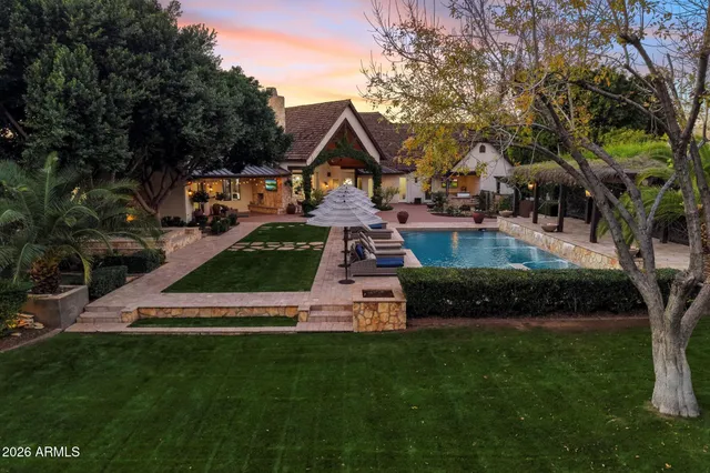 a view of outdoor space yard and patio