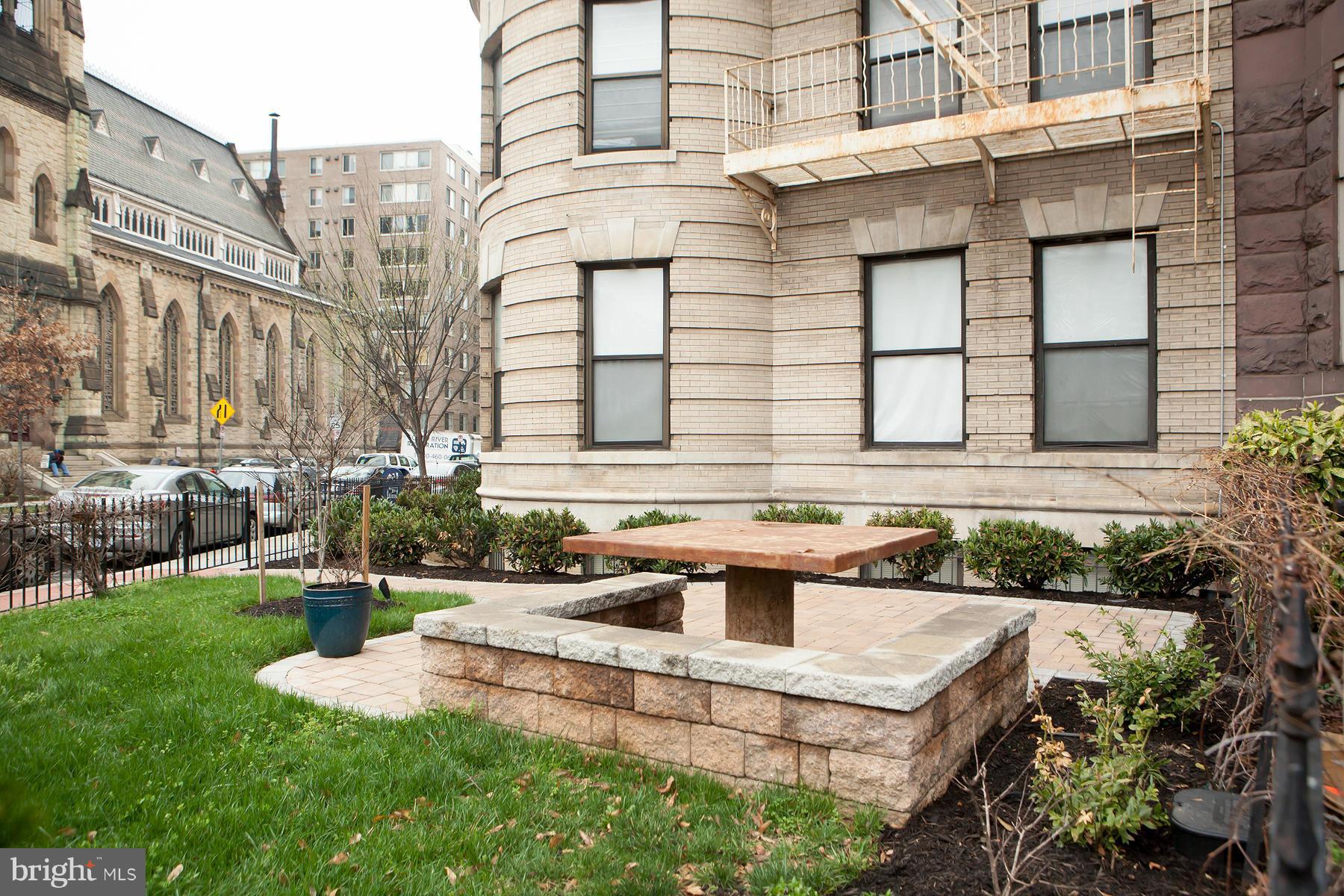 1115 12th Street Northwest, Unit 104 Washington, DC 20005 - Photo 20 of 21 YARD!