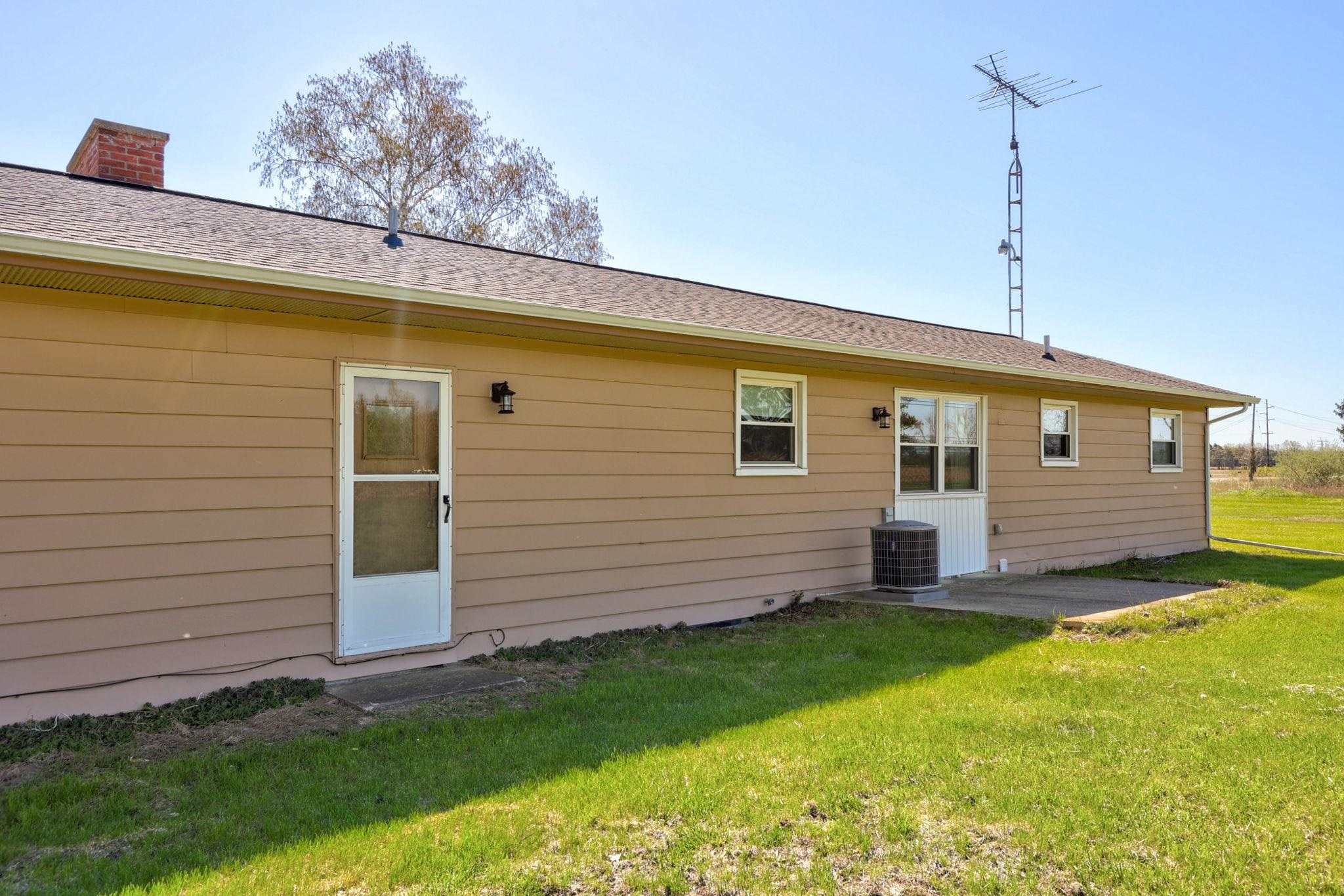 9800 Gera Road Birch Run, MI 48415 - Photo 8 of 47
