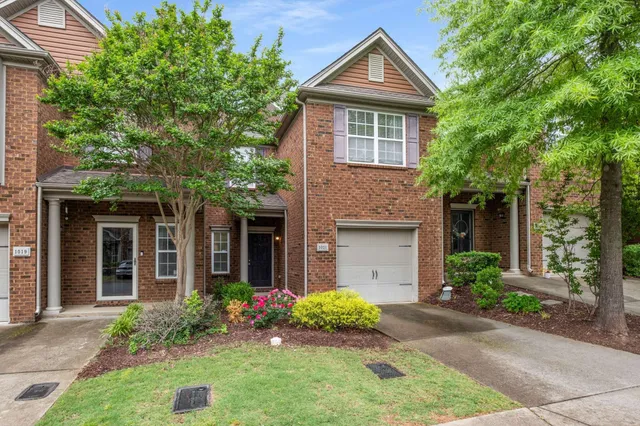 $379,900 | 1021 Ashmore Drive, Nashville, TN 37211