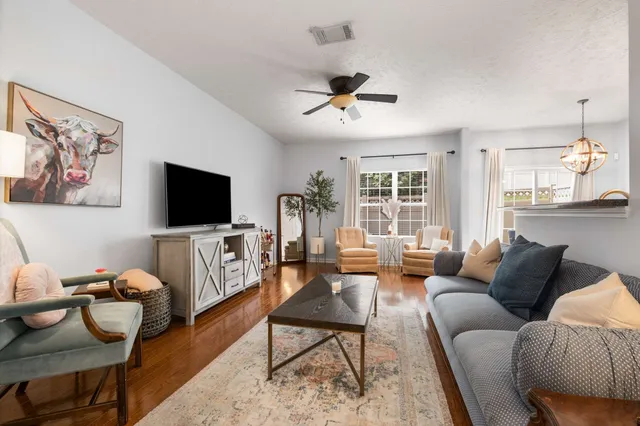 $379,900 | 1021 Ashmore Drive, Nashville, TN 37211