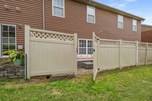 $379,900 | 1021 Ashmore Drive, Nashville, TN 37211