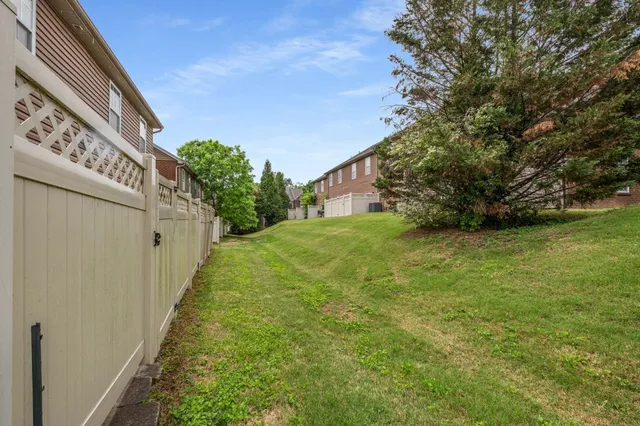 $379,900 | 1021 Ashmore Drive, Nashville, TN 37211