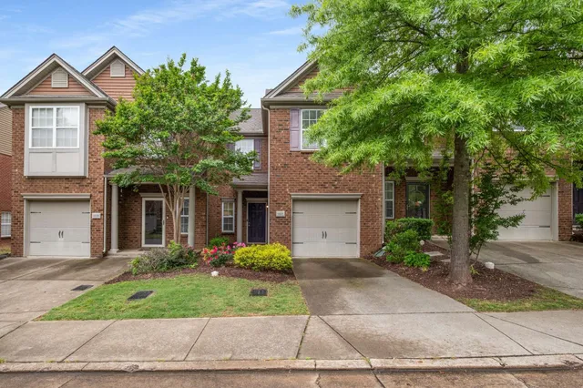 $379,900 | 1021 Ashmore Drive, Nashville, TN 37211