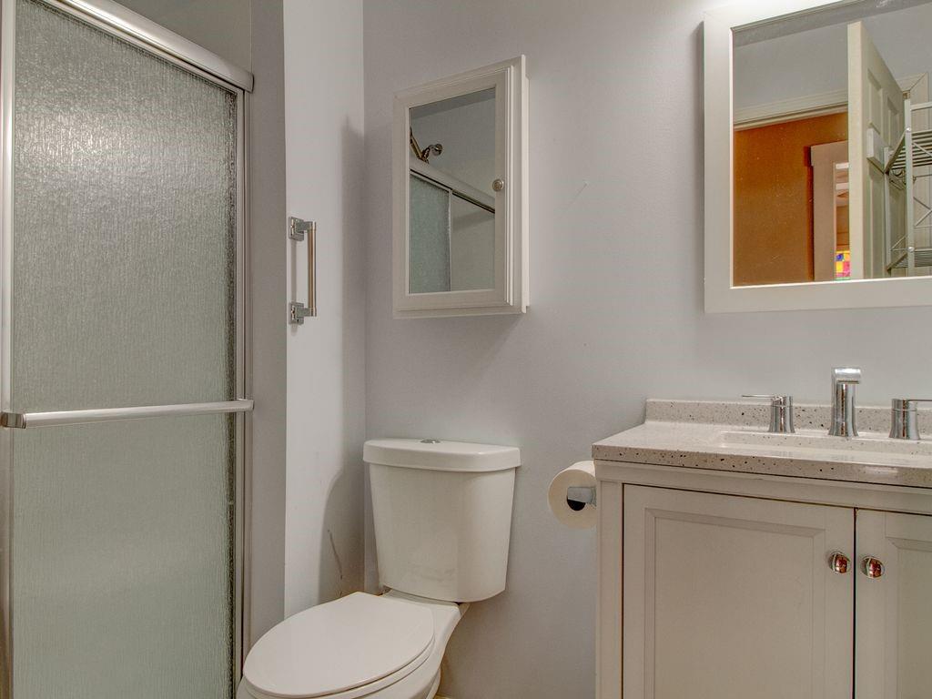 323 Brown Street Rochester, PA 15074 - Photo 8 of 17 Gallery Image 8