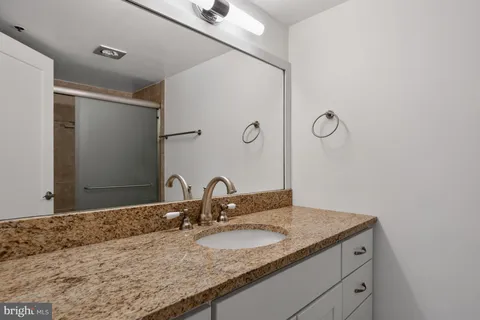 $450,000 | 1600 North Oak Street, Unit 603, Arlington, VA 22209