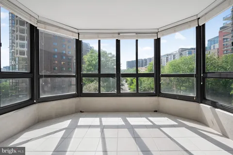 $450,000 | 1600 North Oak Street, Unit 603, Arlington, VA 22209