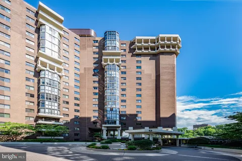 $450,000 | 1600 North Oak Street, Unit 603, Arlington, VA 22209