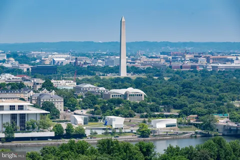 $450,000 | 1600 North Oak Street, Unit 603, Arlington, VA 22209