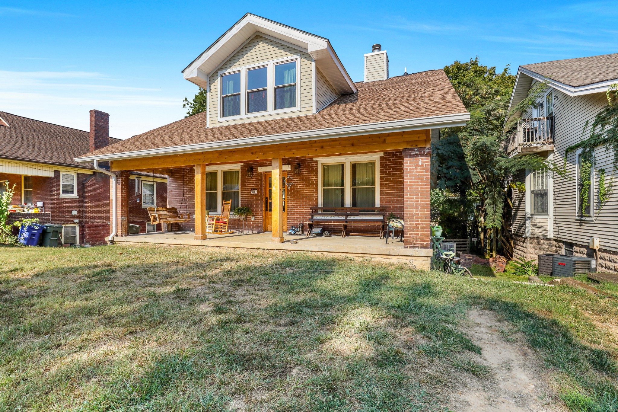 307 North Walnut Street Springfield, TN 37172 - Photo 2 of 23 a front view of a house with a yard table and chairs