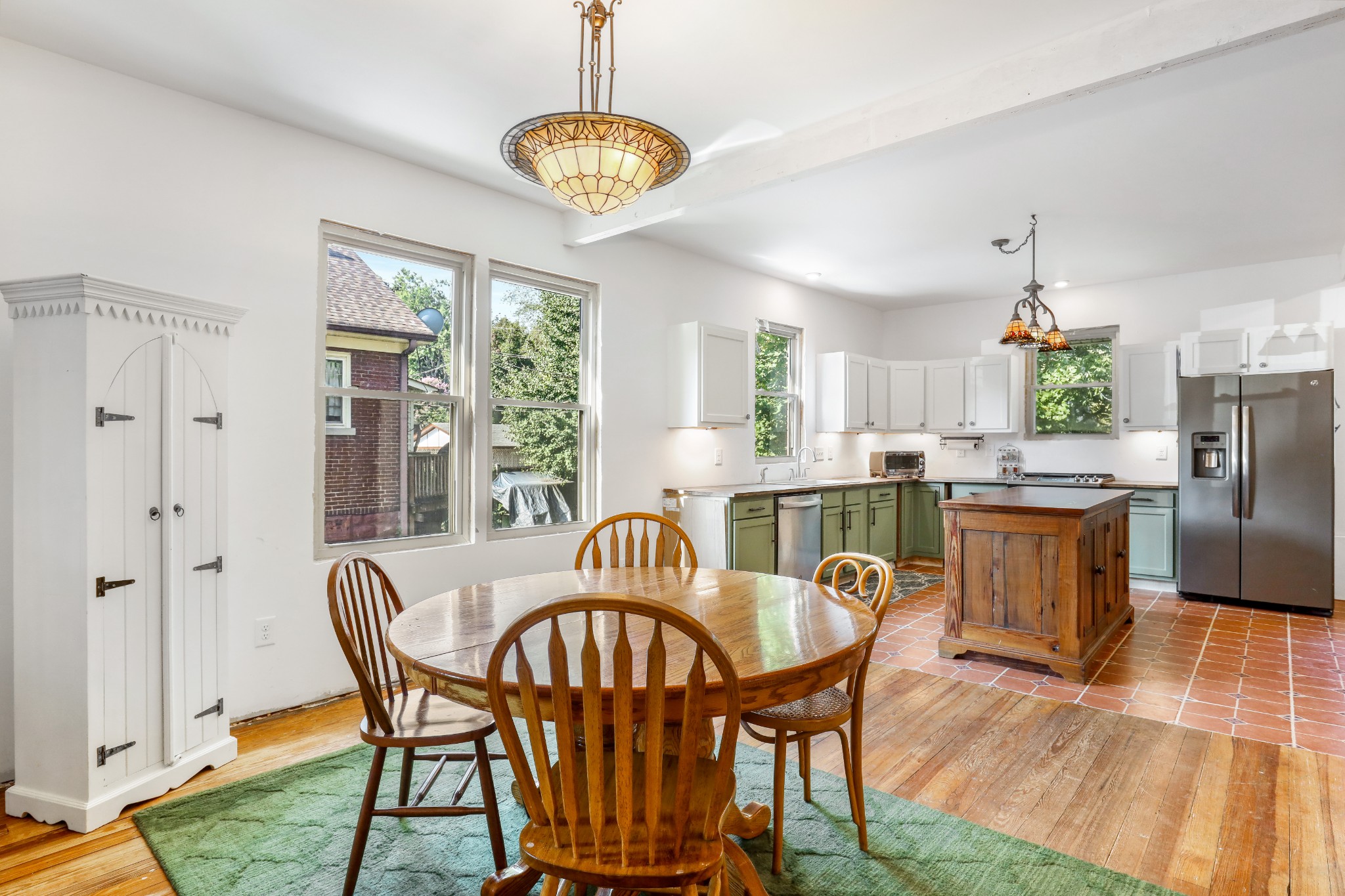 307 North Walnut Street Springfield, TN 37172 - Photo 6 of 23 a dining room with furniture a chandelier and wooden floor