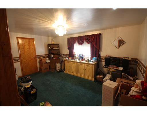 105 Greydon Avenue McKees Rocks, PA 15136 - Photo 7 of 12 Bedroom.