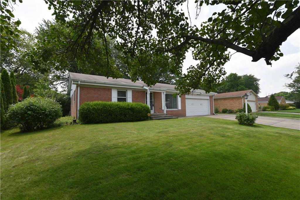 8145 Rumford Road Indianapolis, IN 46219 - Photo 2 of 28 Gallery Image 2