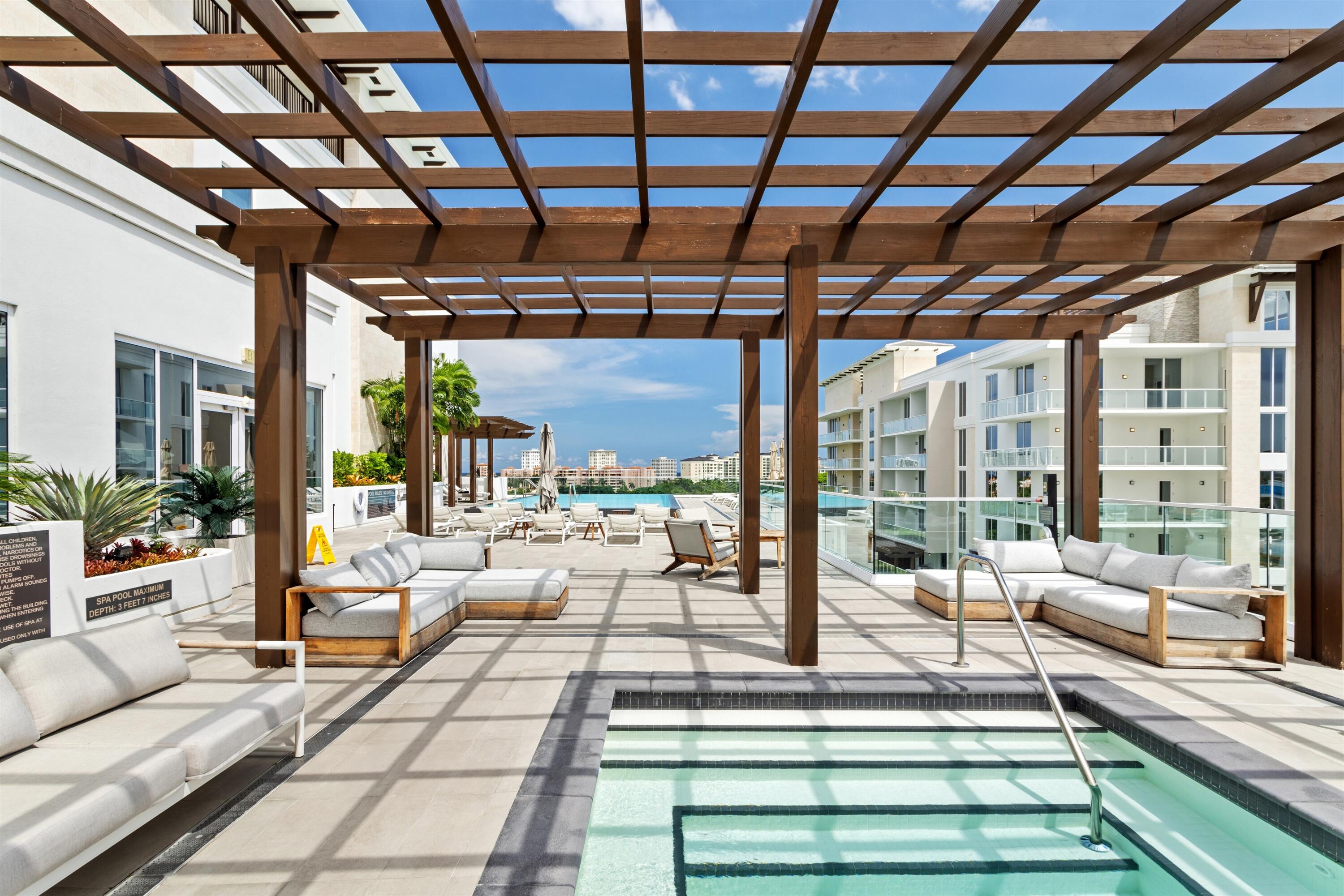 200 Southeast Mizner Boulevard, Unit 410 Boca Raton, FL 33432 - Photo 30 of 44 ROOFTOP POOL LOUNGE