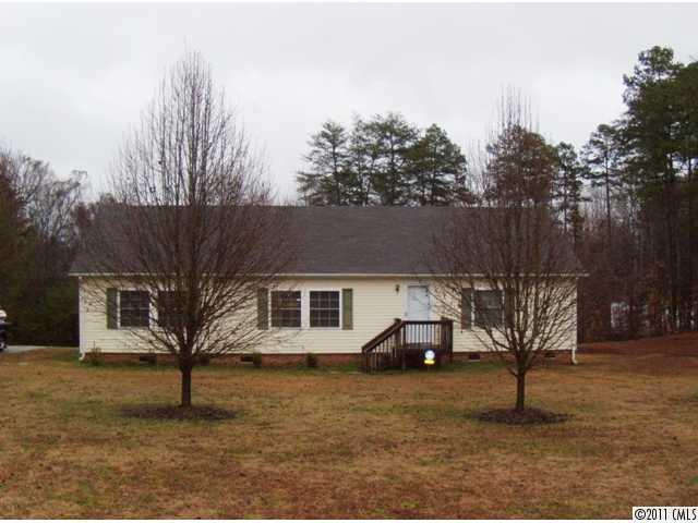 1214 Hardin Road Dallas, NC 28034 - Photo 1 of 16 Gallery Image 1