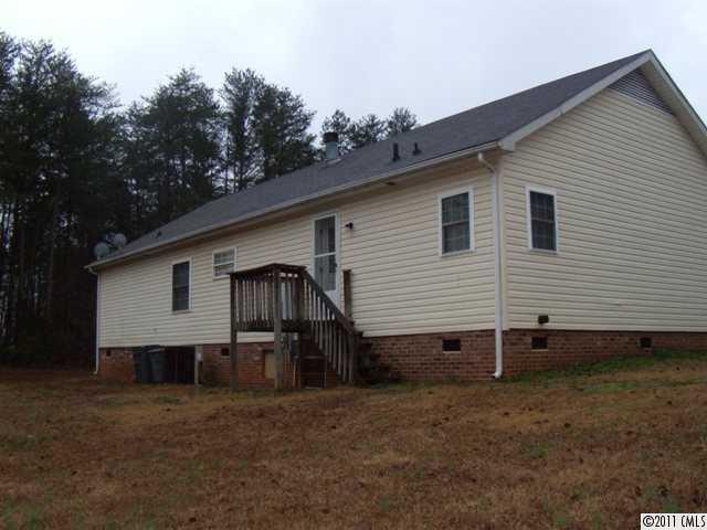 1214 Hardin Road Dallas, NC 28034 - Photo 2 of 16 Gallery Image 2