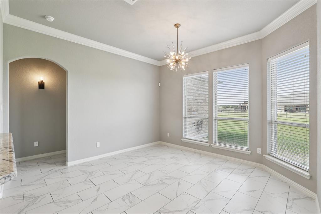 1020 Jesse James Lane Springtown, TX 76082 - Photo 22 of 38