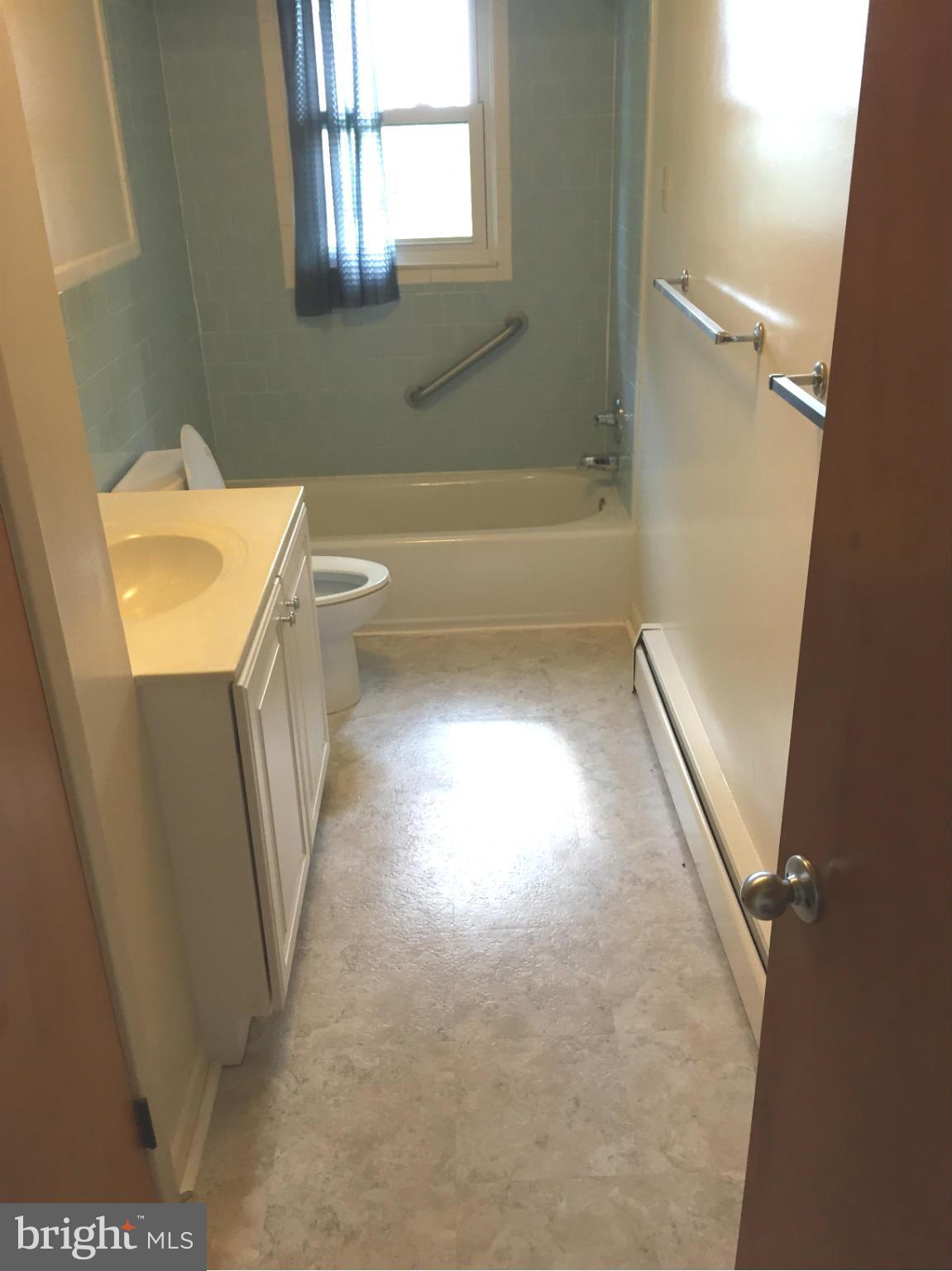 10313 Old Annapolis Road Frederick, MD 21701 - Photo 14 of 25 Bath