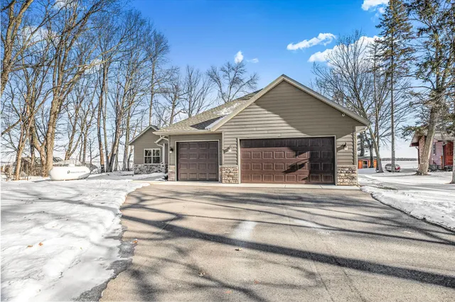 $839,900 | 40602 Blair Way, Wahkon, MN 56386