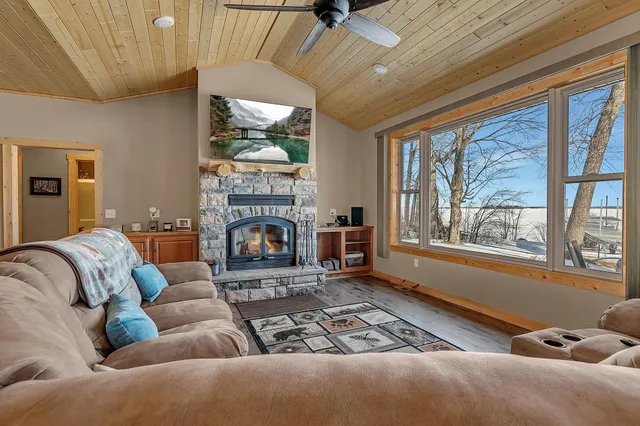 $839,900 | 40602 Blair Way, Wahkon, MN 56386