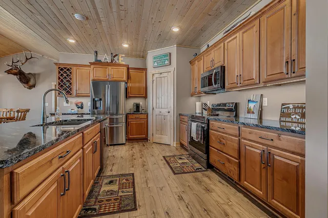 $839,900 | 40602 Blair Way, Wahkon, MN 56386