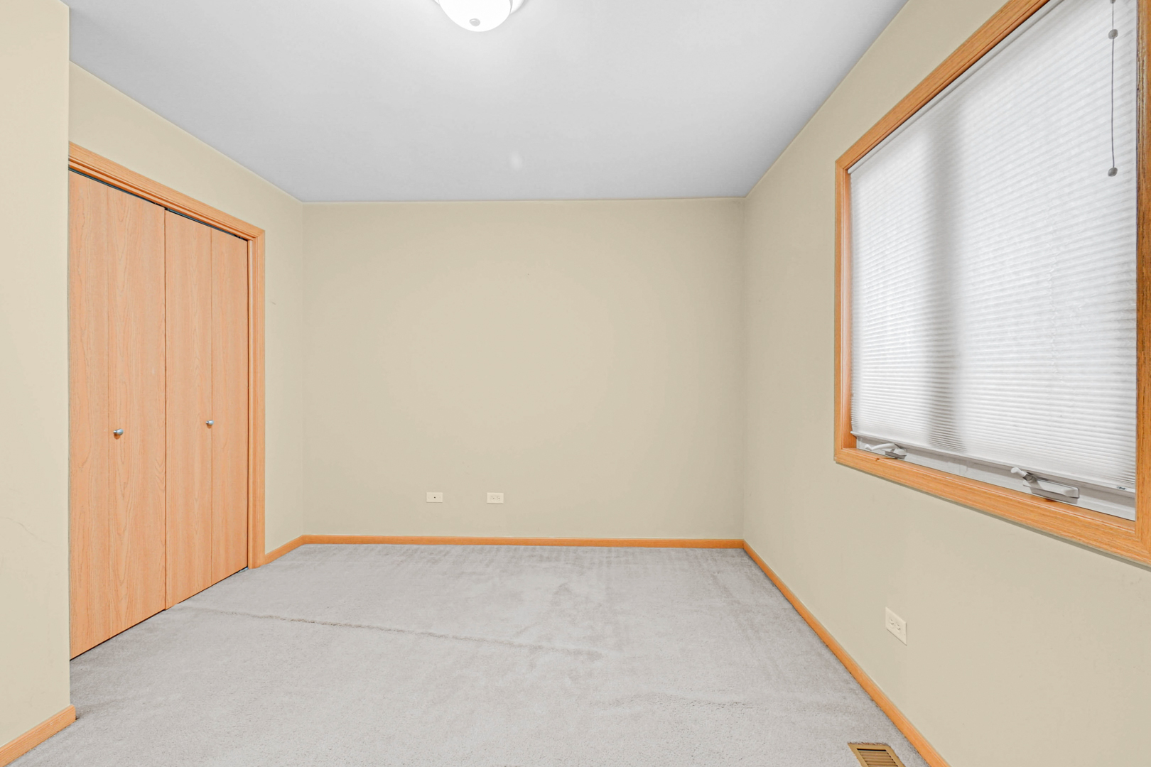 3982 Crete Road Crete, IL 60417 - Photo 9 of 19