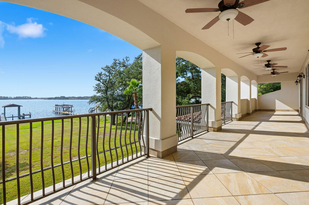 18 Kimbrough Road Mary Esther, FL 32569 - Photo 33 of 89 a view of a balcony