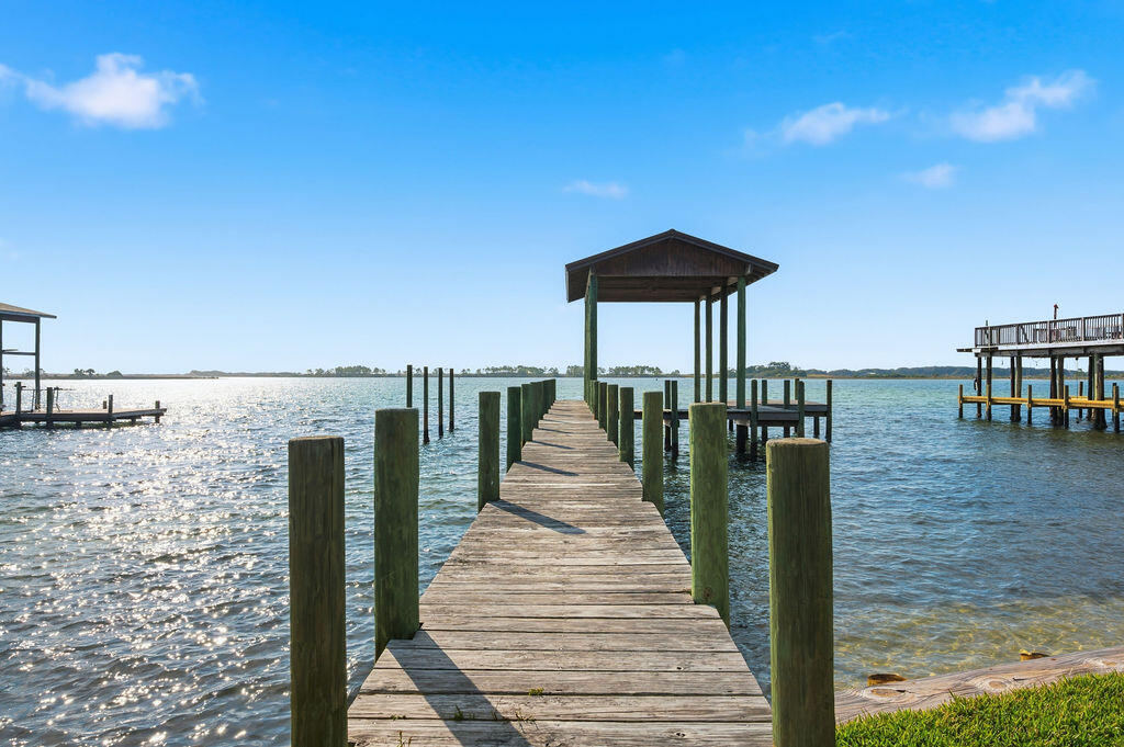 18 Kimbrough Road Mary Esther, FL 32569 - Photo 76 of 96 60 The Dock