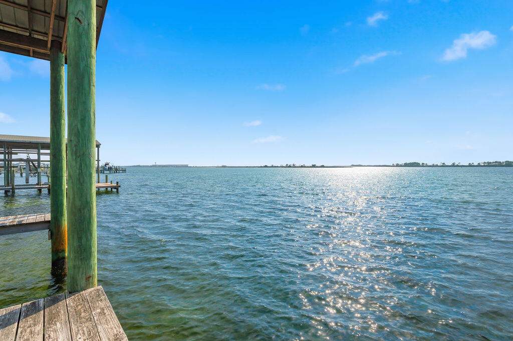 18 Kimbrough Road Mary Esther, FL 32569 - Photo 79 of 96 64 The Sound