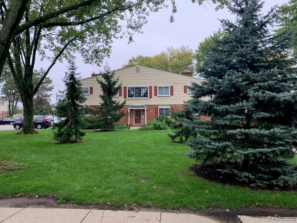 761 West Maple Road Clawson, MI 48017 - Photo 1 of 14