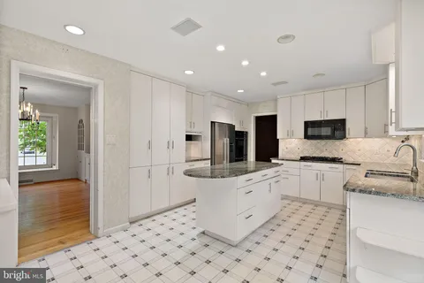 $675,000 | 204 Sorrel Drive, Wilmington, DE 19803