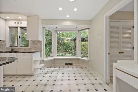 $675,000 | 204 Sorrel Drive, Wilmington, DE 19803