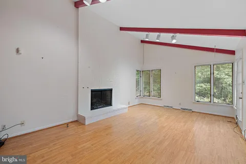 $675,000 | 204 Sorrel Drive, Wilmington, DE 19803