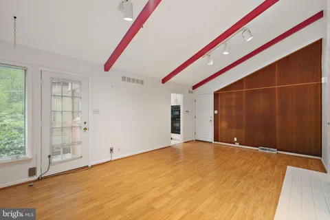 $675,000 | 204 Sorrel Drive, Wilmington, DE 19803